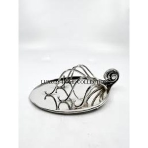 Luxury high grade stainless steel metal toast racks with smooth edges and an aesthetic appeal for elegant breakfast service - Product Image 5