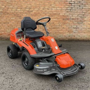 Tracteur Husqvarna R214TC à essence - Product Image 1