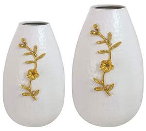 กระถางดอกไม้ประดิษฐ์ตกแต่งสไตล์ชายฝั่ง กลีบกุหลาบสีทอง แจกันดอกไม้โลหะเคลือบสีขาว - Product Image 3