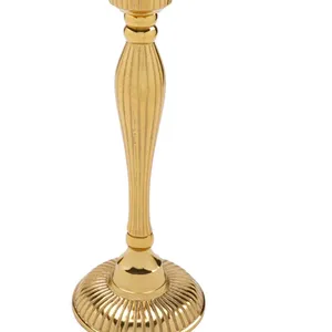 Portavelas de cristal tallado dorado de lujo Base de metal hecha a mano con anillo para bodas y Navidad Diseño único - Product Image 4