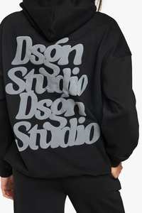 Sweat à capuche en molleton 100% coton pour femme, design unique, noir, épaules tombantes, coupe décontractée, anti-froissement, respirant, imprimé en relief sur le devant - Product Image 4