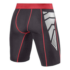 Shorts de compression durables pour hommes avec un design léger adapté aux sports et à la salle de sport - Product Image 2