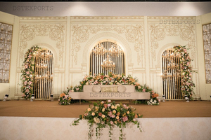 Majestueuse scène de mariage musulmane avec panneau de style Jharokha scène de mariage avec panneau Jharokha toile de fond panneaux de toile de fond sur le thème du paon - Product Image 5