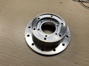 Services d'usinage CNC avec perçage EDM à fil Brochage pour matériaux en acier inoxydable - Product Image 6