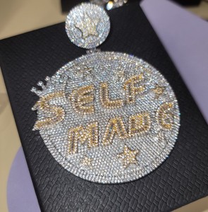 Pendentif de luxe personnalisé en argent sterling 925 avec nom de lettre Hip Hop Bijoux pour hommes Pendentif Moissaite glacé - Product Image 1