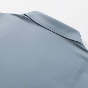 เสื้อโปโลแขนสั้นผ้าระบายอากาศได้ดี สวมใส่สบาย คุณภาพพรีเมียม ขายดีสำหรับฤดูร้อน แบบเรียบง่ายสำหรับผู้ชาย รับสกรีนโลโก้ ทรงเข้ารูป - Product Image 4