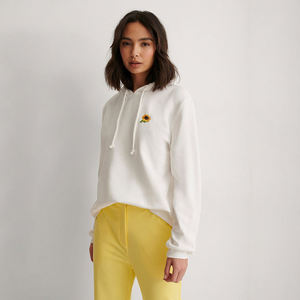 Sudadera con capucha de gran tamaño para mujer, ropa de calle de algodón 100%, logotipo bordado a la moda, hombros caídos, sudaderas con capucha personalizadas Premium para mujer - Product Image 1