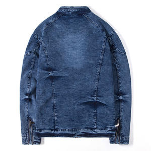 Veste en jean classique décontractée pour homme, coupe slim, avec col montant enduit, logo frontal et fermeture éclair de haute qualité, collection automne 2026, style vintage - Product Image 3