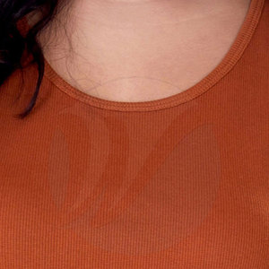 เสื้อกล้ามผู้หญิงขนาดพลัสไซส์ทำจากปากีสถาน - Product Image 5
