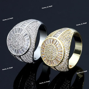 Bague de luxe en argent, style baguette ronde, argentée, scintillante, tendance - Product Image 2