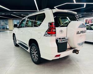 โตโยต้า แลนด์ ครุยเซอร์ ปราโด ปี 2022 สภาพดี ใช้งานน้อย - Product Image 2