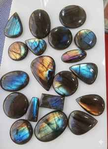 Cabochon de labradorite naturelle de haute qualité, lisse et brillant, pierre précieuse en vrac pour bijoux de mariage, sculpture orite cabochon - Product Image 2