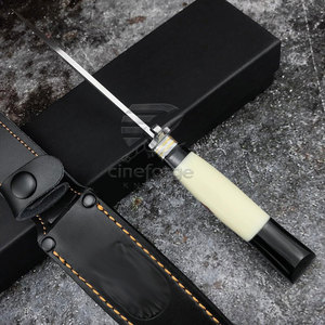 Couteaux pointus fabriqués dans les meilleurs matériaux, personnalisables selon votre propre design, pour une utilisation en camping. - Product Image 2