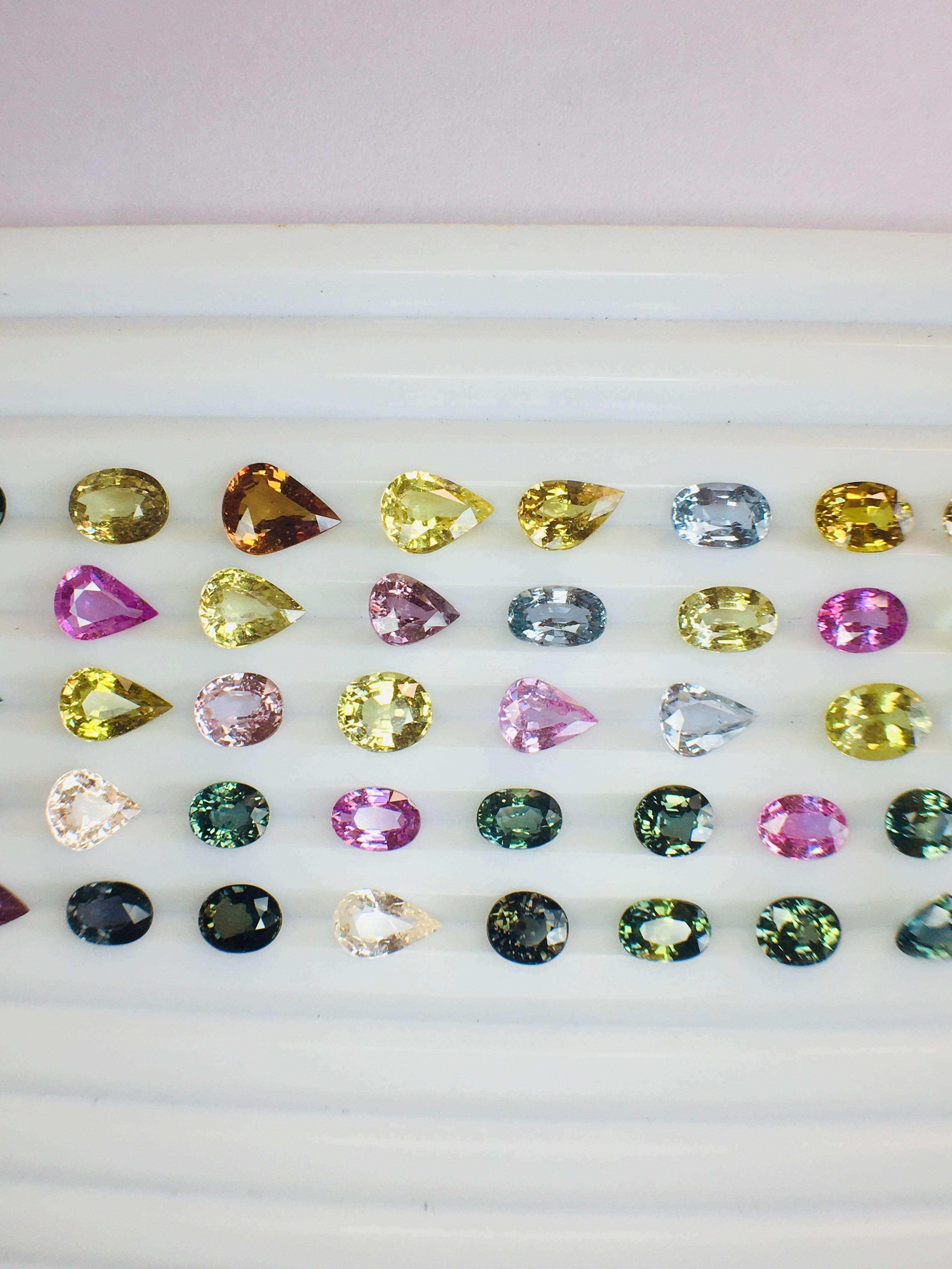 สีเขียว