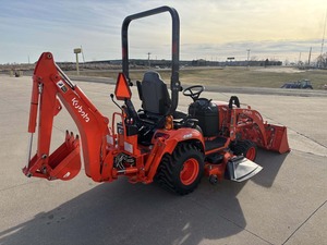 ซื้อรถแทรกเตอร์ตักดิน/แบคโฮ Kubota BX23S รุ่นดั้งเดิม พร้อมเครื่องตัดหญ้าแบบติดตั้งกลางขนาด 60 นิ้ว - Product Image 4