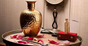 Bouteille à boisson en verre martelé en cuivre de 950 ml, bouteille à boisson traditionnelle ayurvédique en cuivre - Product Image 3