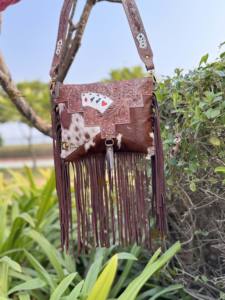 Sac fourre-tout en cuir de vachette élégant pour femmes de créateur sculpté à la main avec fermeture à glissière Offre Spéciale à main multi-usage - Product Image 4