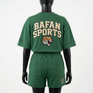 Ensemble haut et short en coton éponge premium 240 GSM, vert, avec logo brodé en chenille, personnalisable - Product Image 4