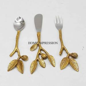 Heavy Duty Metal Made High Standard Qualité Plaqué Or La Plus Fantaisie Unique Feuilles Designer Poignées Ustensiles De Cuisine Couverts Fournitures - Product Image 3
