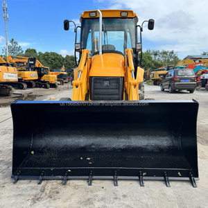 Manipulador Telescópico JCB3CX Usado de 5 Toneladas, Fabricado en China, Motor JCB, Altura de Elevación de 3-5 Metros, Flexible, Estable, Fácil de Operar - Product Image 4