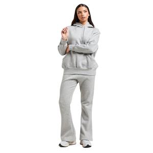 Cómodo Conjunto de sudadera de manga larga para mujer de gran tamaño con capucha y pantalones de chándal de ajuste relajado de moda para un aspecto deportivo de estilo callejero - Product Image 4