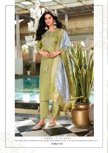 แฟชั่น dola Silk พร้อมกางเกงทำงานด้วยมือ kurti และ dupatta ผู้หญิงแฟชั่นโลกกว้างส่งออกในอัตราที่ต่ำที่สุด - Product Image 4