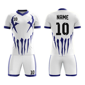 Ropa deportiva profesional personalizada para jóvenes: conjuntos de uniformes de fútbol sublimados con su propio diseño y logotipo que incluyen camisetas y pantalones cortos - Product Image 1