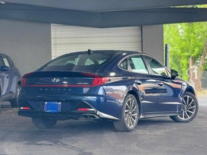 USED 2020 Hyu-n-dai So-n-a-ta Limited FWD - Product Image 4