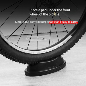 Bloc élévateur de roue avant de <span class=keywords><strong>vélo</strong></span> <span class=keywords><strong>Support</strong></span> de roue robuste Stabiliser le <span class=keywords><strong>support</strong></span> du turbo <span class=keywords><strong>Support</strong></span> d'entraînement de <span class=keywords><strong>vélo</strong></span> d'intérieur Vélos stationnaires Formation - Product Image 2