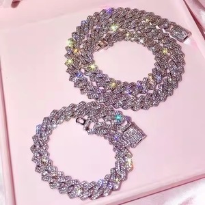 Chaîne à maillons cubains de tennis en or glacé de luxe pour hommes et femmes en or blanc de qualité supérieure avec diamant comme pierre principale - Product Image 5