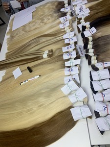 Precio al por mayor 100g a granel Extensiones de cabello humano de doble estiramiento de 18 pulgadas Fuerte y sin enredos Todos los colores Materia prima - Product Image 2