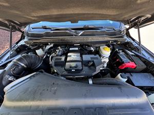 Camioneta RAM 2500 Limited Mega Cab 4x4 2022 con Motor Cummins Turbo Diésel de 6.7L I6 y Transmisión Automática - Product Image 6