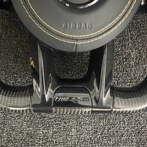 <span class=keywords><strong>Volant</strong></span> de voiture en fibre de carbone de conception sportive avec cuir violet pour Benz <span class=keywords><strong>Amg</strong></span> Gt C63s Cla45 <span class=keywords><strong>A45</strong></span> ODM <span class=keywords><strong>volant</strong></span> OEM - Product Image 5