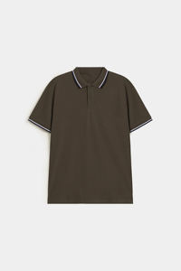 เสื้อเชิ้ตผู้ชายผ้าคอตตอนเมอร์เซอไรซ์ถักแบบลำลอง สั่งทำโลโก้ OEM คุณภาพสูง สีพื้น ไม่หด แห้งเร็ว แขนสั้น - Product Image 5