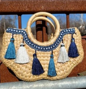 Bolso de Paja Vietnamita Hecho a Mano con Asa Superior - Product Image 2