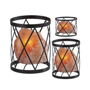 โคมไฟเกลือหิมาลายันสีชมพูแกะสลักรูปทรงตามธรรมชาติพร้อมกรงเหล็กรูปทรงกระบอกของตกแต่งวันหยุดแบบสัมผัสแท้และให้เป็นของขวัญโดยวิสาหกิจ - Product Image 2