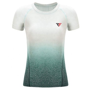 Nouvelle sublimation de marque pour femmes imprimée avec un design personnalisé et des t-shirts de sublimation pour femmes - Product Image 5