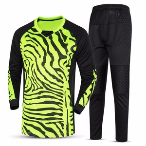 Camiseta de portero de fútbol de manga larga personalizada para hombre con pantalones cortos de entrenamiento, ropa de fútbol con protector de esponja - Product Image 6