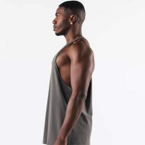 Ventes en gros de débardeurs de sport pour hommes, dernière mode, sans manches, toucher doux, séchage rapide, couleur personnalisée, taille plus, à prix plus bas - Product Image 5