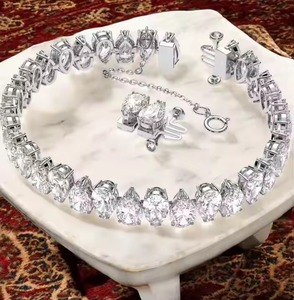 Élégant bracelet tennis en or rose avec diamants cultivés en laboratoire avec diamant en forme de poire pour cadeau d'anniversaire ou d'anniversaire - Product Image 3