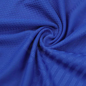 Uniforme de Fútbol Hecho de Material Absorbente de Sudor Diseñado para Mantener a los Jugadores Frescos y Secos Durante Partidos de Fútbol Intensos - Product Image 4