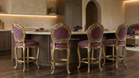 Ensemble de canapés classiques européens en velours violet sur mesure avec cadre doré sculpté et table basse pour projets de villas et d'hôtels