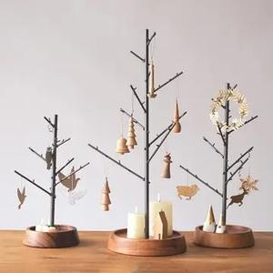 Soporte de hierro para árbol de Navidad - Product Image 1