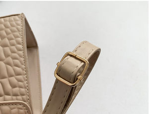 2024 nouveauté sac à main en cuir de luxe pour femmes avec chaînes décoration sac à bandoulière pour dames - Product Image 5