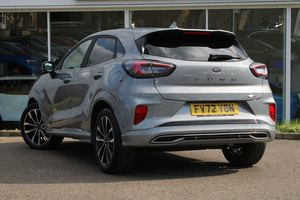 USADO LHD/RHD 2022 F O R D PUMA SUV 1,0 de segunda mano VIGNALE - Product Image 3