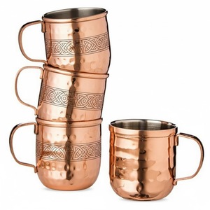 Mug en cuivre martelé artisanal avec poignée en laiton massif, pied doublé, pour cocktails et bières, accessoires de bar, en gros - Product Image 5