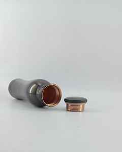 Bouteille d'eau en cuivre pur de haute qualité Bouteilles de stockage de mariage de l'Inde disponibles en différents styles avec emballage Premium - Product Image 6