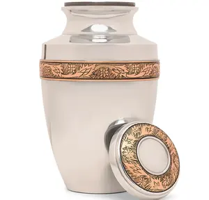 Urne funéraire pour adultes, style américain, design argent et or, capacité de 200 pouces cubes, finition gaufrée, fabriquée dans l'Uttar Pradesh, artisanat exceptionnel. - Product Image 2