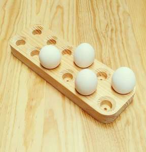 Plateau à œufs en bois de qualité supérieure, fabrication artisanale de qualité supérieure, directement de l'usine, prix bas - Product Image 1