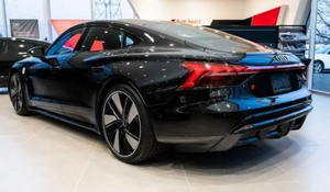 Auto Usata a Basso Chilometraggio 2025 <span class=keywords><strong>Audi</strong></span> <span class=keywords><strong>S</strong></span> <span class=keywords><strong>e</strong></span>-<span class=keywords><strong>tron</strong></span> GT Premium Plus SUV Spedizione in Tutto il Mondo - Product Image 6